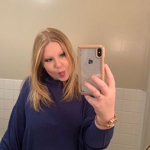 Meet your Posher, Alexis